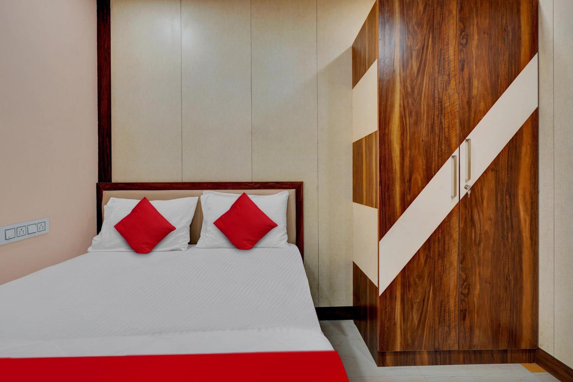 Oyo Flagship Rich Inn Premium Suites Near Nagasandra Metro Station. Bangalore Eksteriør billede