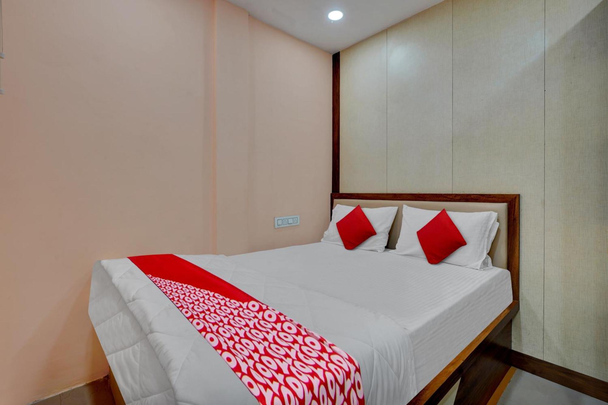 Oyo Flagship Rich Inn Premium Suites Near Nagasandra Metro Station. Bangalore Eksteriør billede